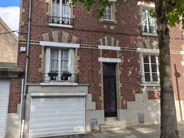 Maison de ville avec garage