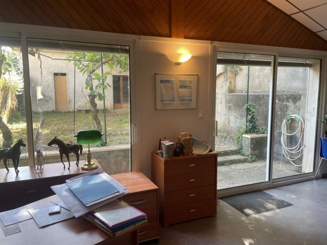 Maison de ville avec jardin. 120m² Tonneins