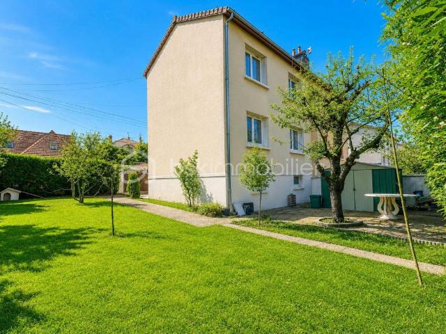 Maison de ville avec jardin