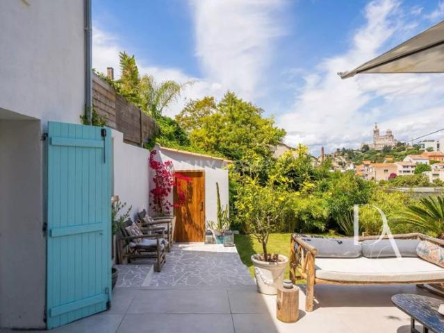 Maison de ville avec jardin de 200 m² et vue Notre Dame de la Garde – Marseille 7?