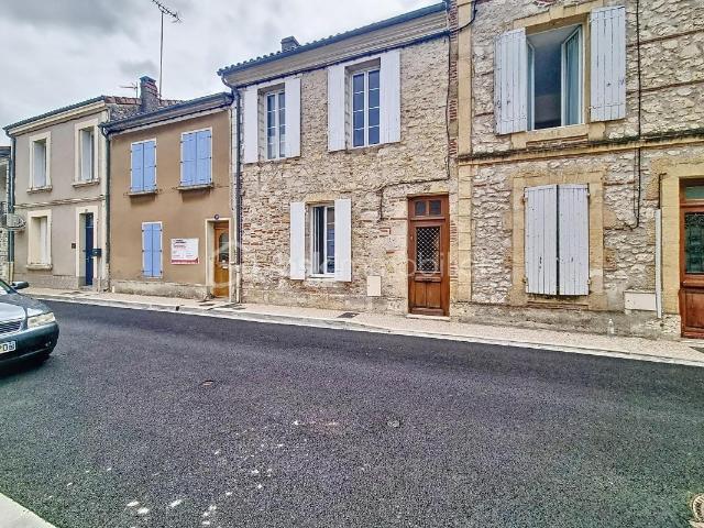 MAISON DE VILLE AVEC JARDIN EN PLEIN CŒUR D’AGEN
