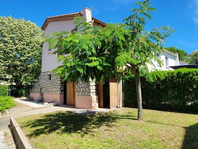 Maison de ville avec jardin et garage