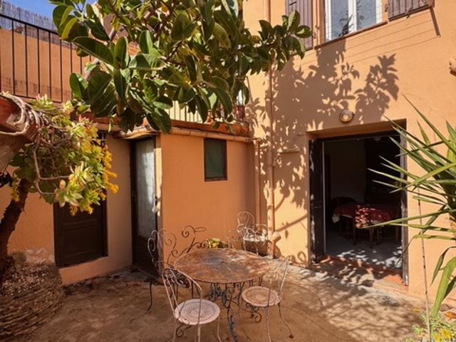 Maison de ville avec jardin piscinable et potentiel exceptionnel
