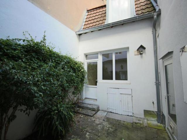 Maison de ville avec petite courette