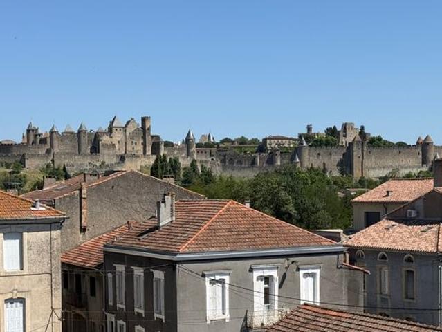 Maison de ville d'exception entre bastide et cité
