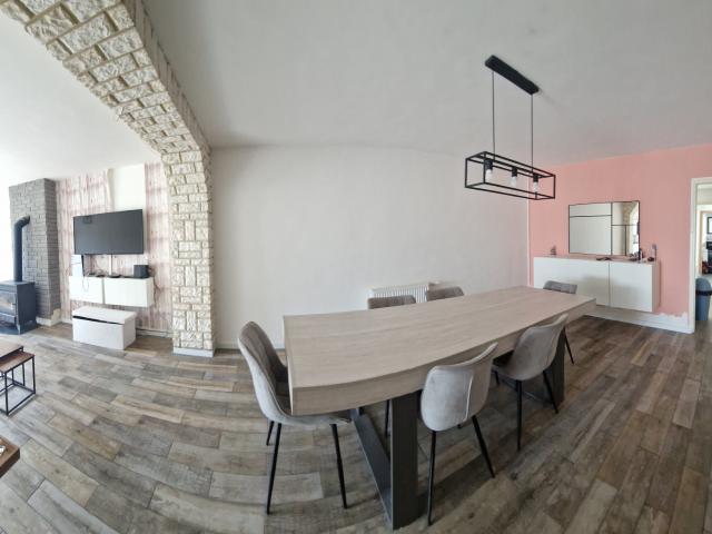 Maison de ville de 106 m2 au calme, 2 chambres, 1 bureau un jardin sur Douai