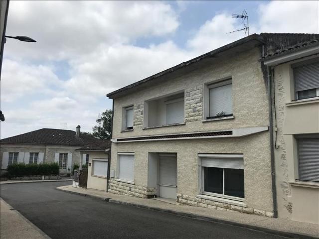 Maison de ville de 10 pièces principales