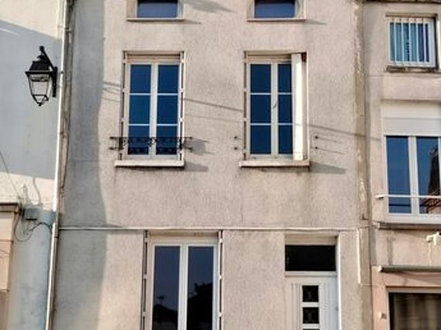 Maison de ville de 115 m2 – Centre ville de Puiseaux Loiret