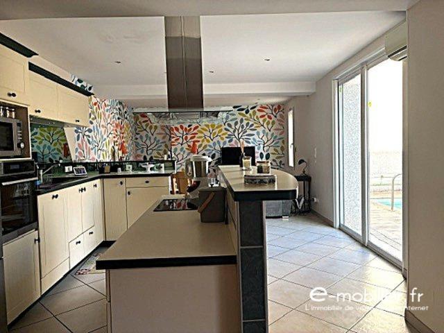 Maison de ville de 120 m² – Roanne 42300 Piscine