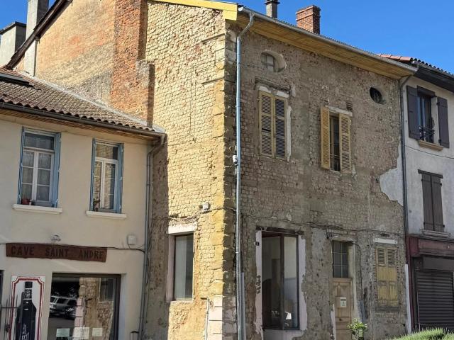 Maison de ville de 300m² du XVIIIè siècle à rénover