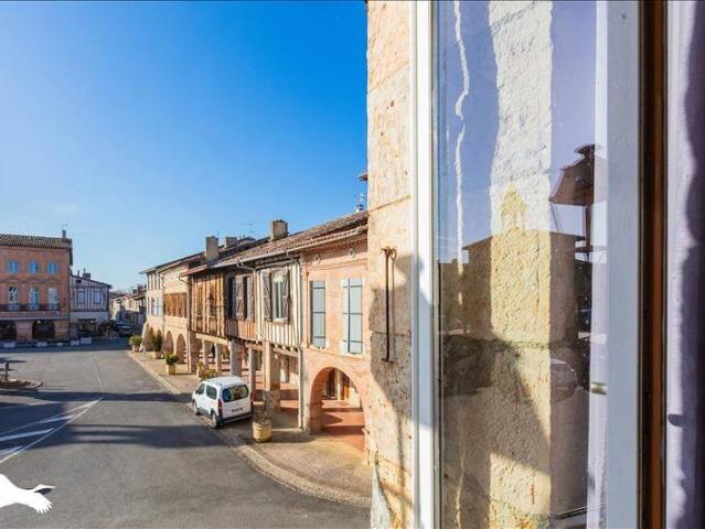 Maison de ville de 6 pièces principales
