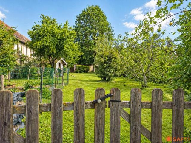 Maison de caractère 228 m² avec jardin en centre ville