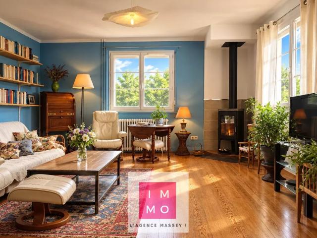 Maison de ville de charme – Plain pied T3: garage, jardin et terrasse couverte