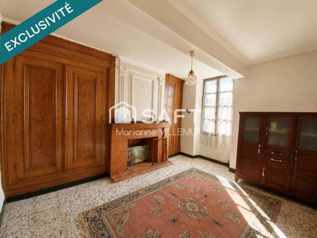 Maison de ville d'environ 140 m² habitables – Fort potentiel à Mézin