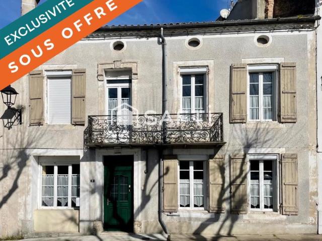 Maison de ville élégante et lumineuse de 92 m² sur deux niveaux, alliant charme et modernité
