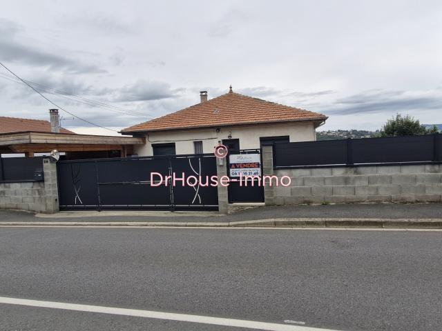 Maison de ville F3 de 86m² avec terrasse carport à Saint Genest Lerpt