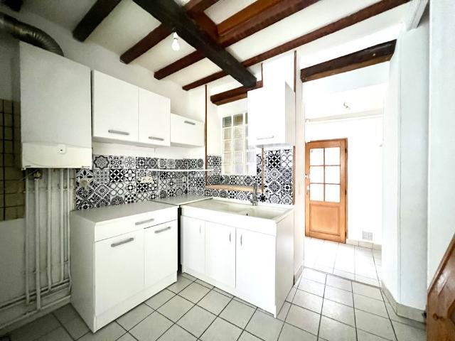 MAISON DE VILLE F3 QUARTIER VOISINLIEU