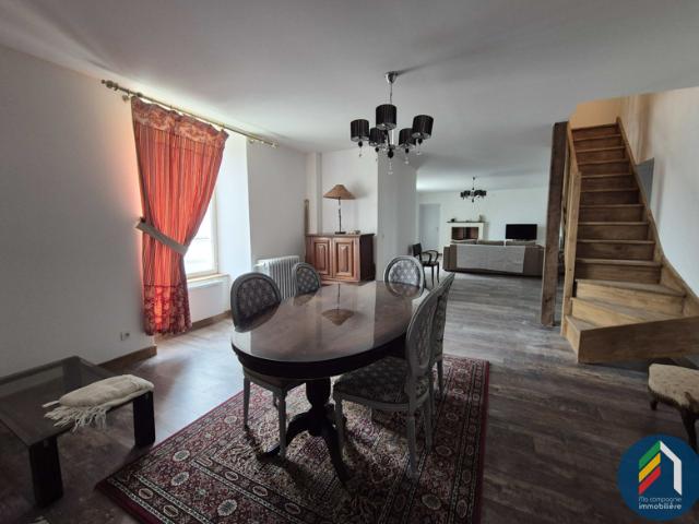 Maison de ville Montournais