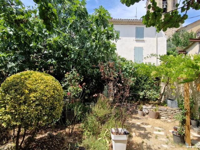 Maison de ville Mazan 4 pièce s 96 m2 avec jardin et grand. 96m² Mazan