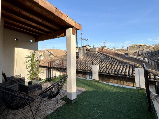 Maison de ville meublée à la Roquette ARLES bail étudiant ou mobilité