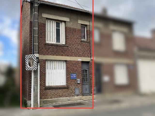 Maison de ville NOYON 5mn du centre ville