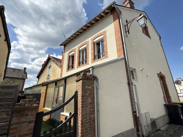 Maison de ville Souesmes