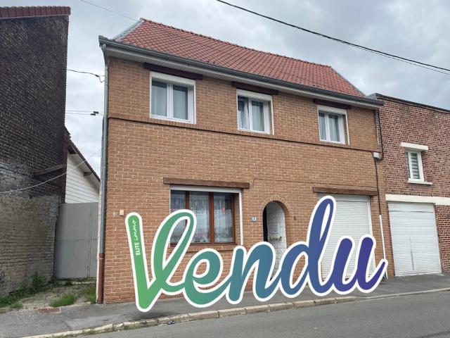 MAISON DE VILLE SEMI INDIVIDUELLE