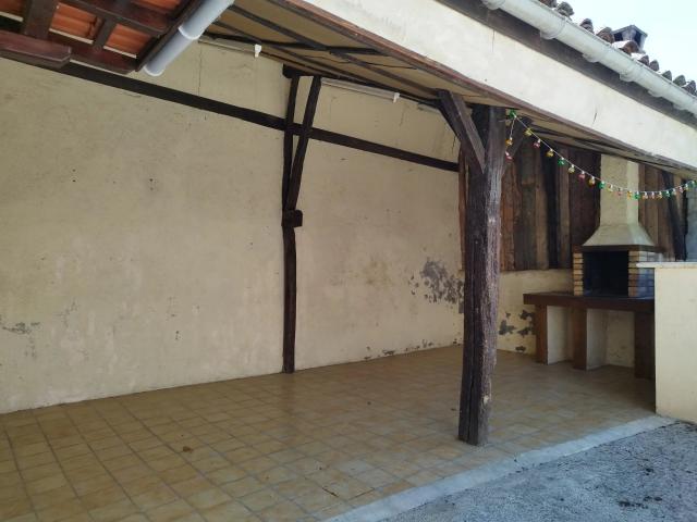 MAISON DE VILLE SPACIEUSE AVEC JARDIN À SAINT GAUDENS