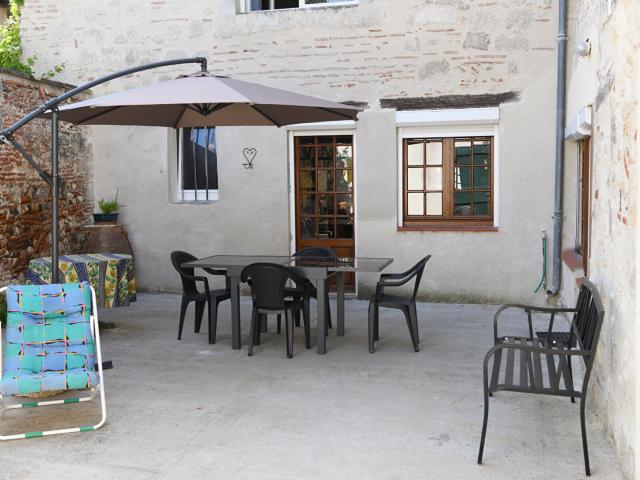 MAISON DE VILLE SPACIEUSE PARFAITEMENT RESTAUREE