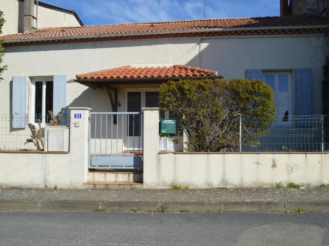 maison de ville plain pied avec jardin et garage
