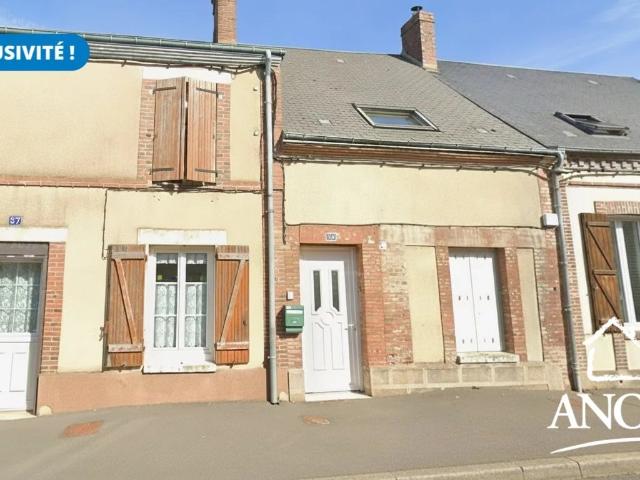 MAISON DE VILLE PROCHE COMMERCE