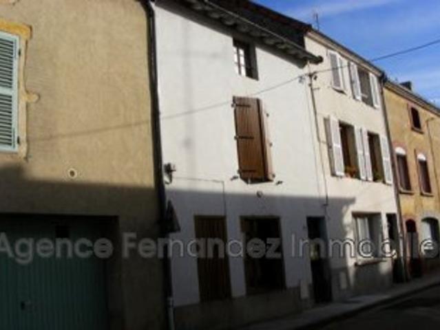 MAISON DE VILLE PROCHE COMMERCES, 92 M2 HAB