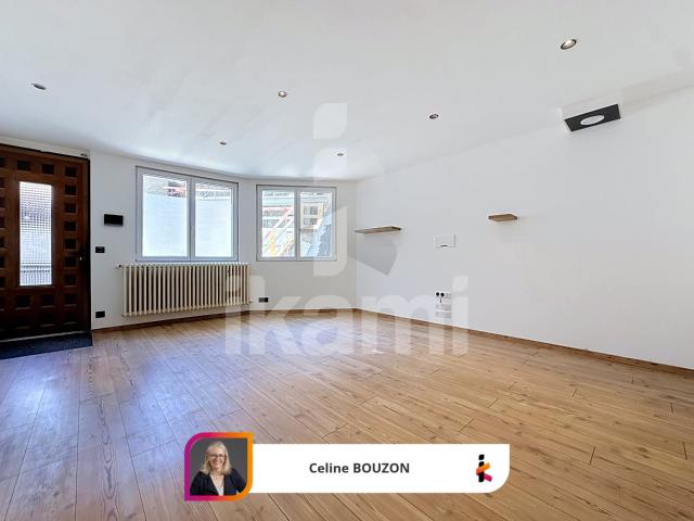 Maison de ville rénovée avec studio indépendant. Centre d'Ai. 120m² Grand Aigueblanche