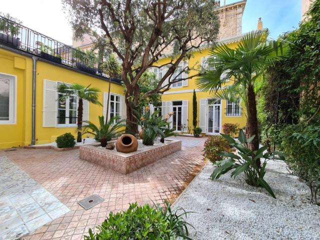 Maison de ville Rue d'Antibes