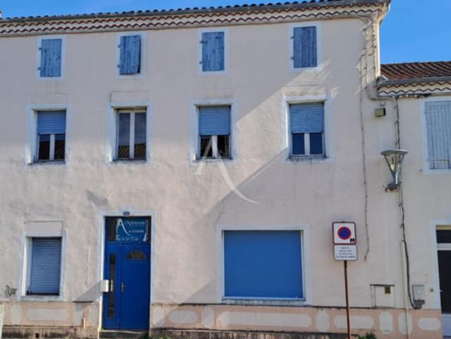Maison de ville + T3 + local commercial