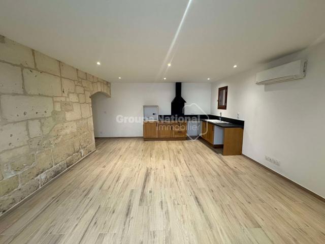 maison de ville t3+ roquette