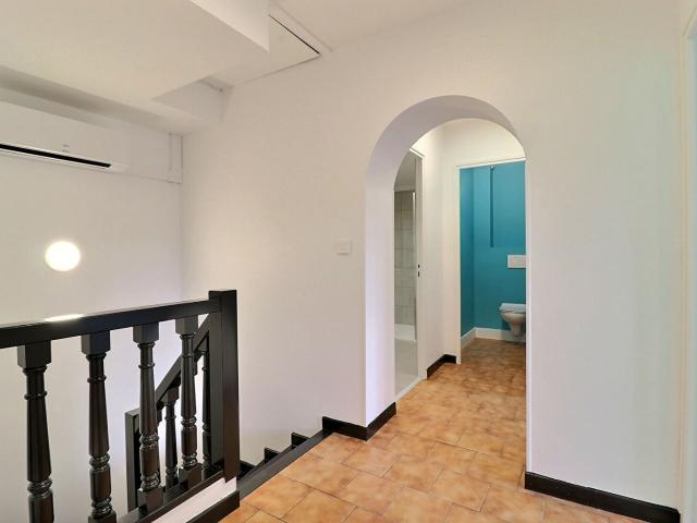 Maison de ville T4 bis rénovée et climatisée avec garage Centre ville d'Albi