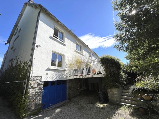 Maison de ville, terrasse sud, garage