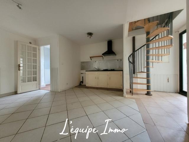 Maison de ville type T2 + bureau