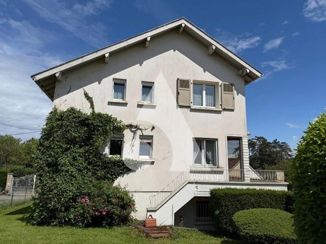 Maison Delle 8 pièce s 154 m2