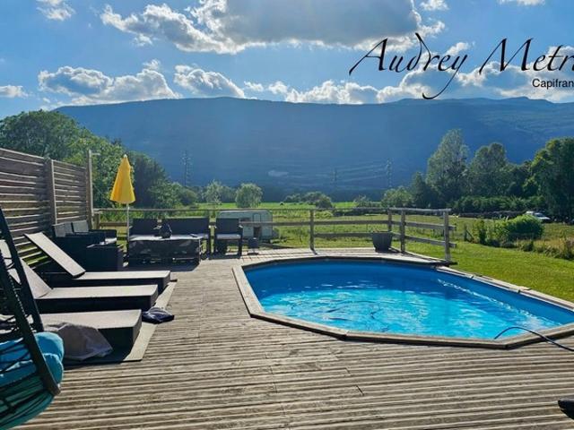Maison d'env.157m2 habitable avec jardin et piscine à vendre à Serrières en Chautagne 73