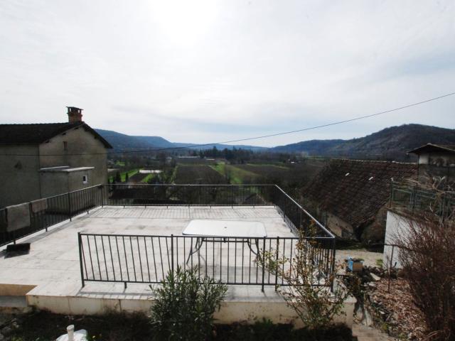 Maison d'environ 75 m2 avec vue