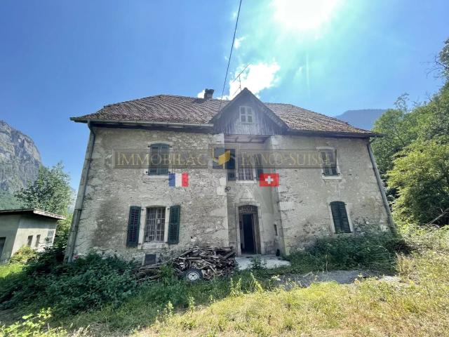MAISON + DÉPENDANCE À RÉNOVER