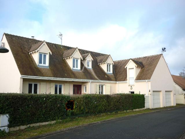Maison Dhuizon 7 pièces 191m2
