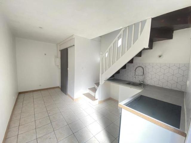 Maison d'habitation 37,68 m2 MONTREUIL SUR ILLE