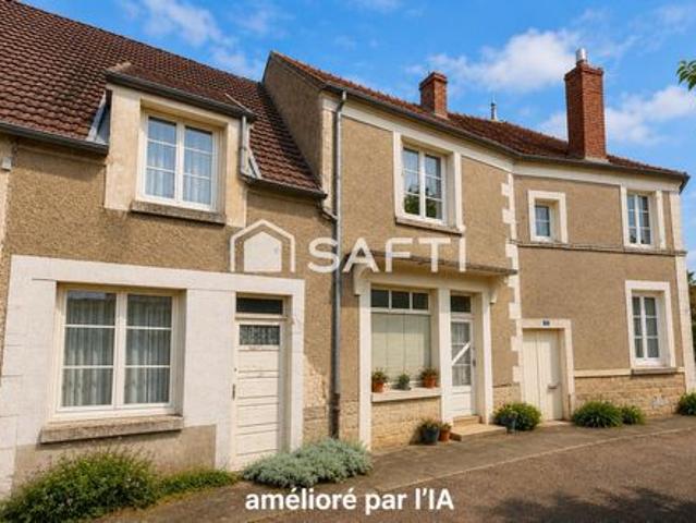 Maison d'habitation 9 pièces avec jardin