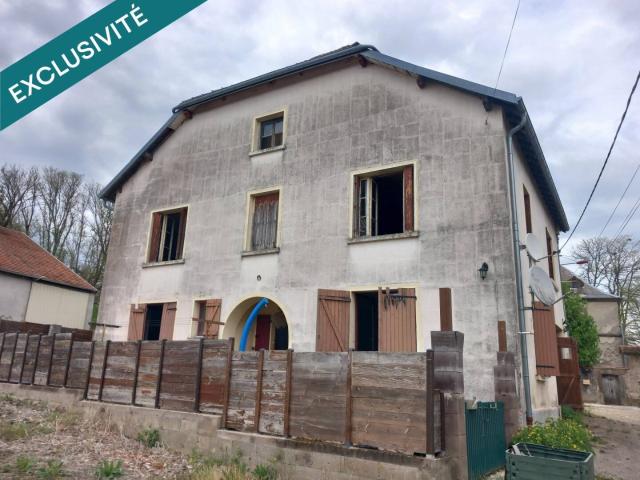 MAISON D'HABITATION A RENOVER ENTIEREMENT