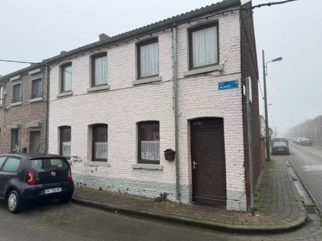 Maison d'habitation à rénover 4 chambres