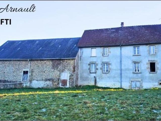 Maison d'habitation, grange, dépendances et atelier de 420 m², puits, cave