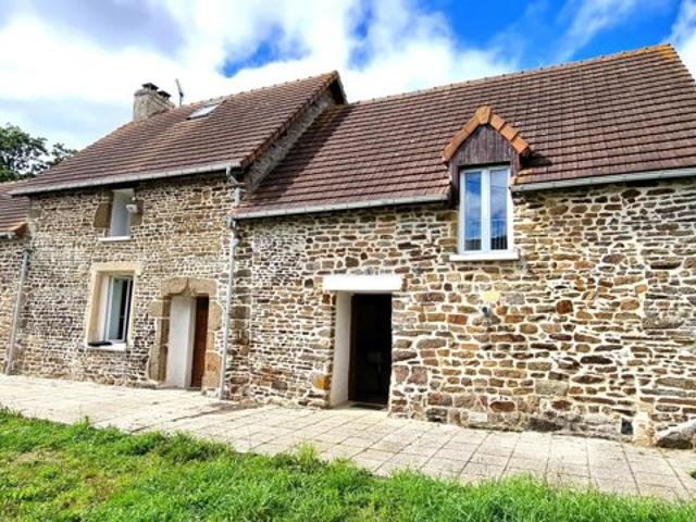 BAISSE DU PRIX Maison d'habitation en pierres, 5 chambres, de